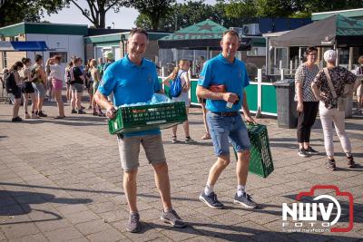Wat een geweldige slotavond van de avondwandelvierdaagse op 't Harde. - © NWVFoto.nl