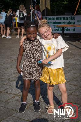 Wat een geweldige slotavond van de avondwandelvierdaagse op 't Harde. - © NWVFoto.nl
