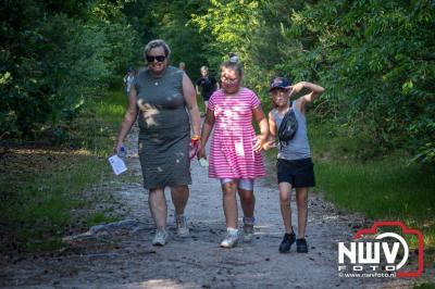 Wat een geweldige slotavond van de avondwandelvierdaagse op 't Harde. - © NWVFoto.nl