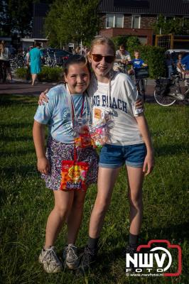 Wat een geweldige slotavond van de avondwandelvierdaagse op 't Harde. - © NWVFoto.nl