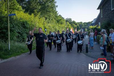 Wat een geweldige slotavond van de avondwandelvierdaagse op 't Harde. - © NWVFoto.nl