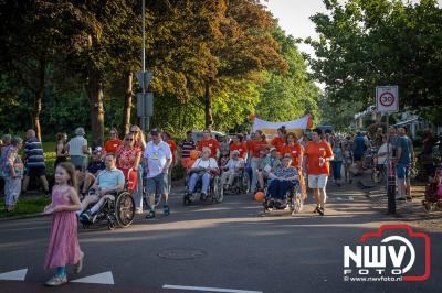 Wat een geweldige slotavond van de avondwandelvierdaagse op 't Harde. - © NWVFoto.nl
