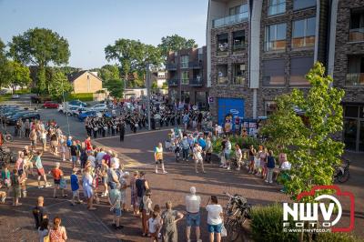 Wat een geweldige slotavond van de avondwandelvierdaagse op 't Harde. - © NWVFoto.nl