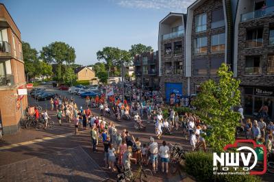 Wat een geweldige slotavond van de avondwandelvierdaagse op 't Harde. - © NWVFoto.nl