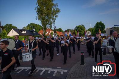 Wat een geweldige slotavond van de avondwandelvierdaagse op 't Harde. - © NWVFoto.nl