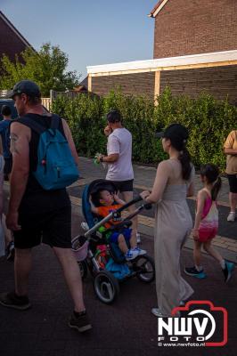 Wat een geweldige slotavond van de avondwandelvierdaagse op 't Harde. - © NWVFoto.nl