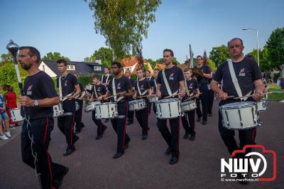 Wat een geweldige slotavond van de avondwandelvierdaagse op 't Harde. - © NWVFoto.nl