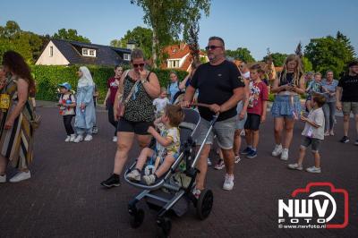 Wat een geweldige slotavond van de avondwandelvierdaagse op 't Harde. - © NWVFoto.nl