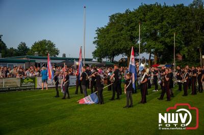 Wat een geweldige slotavond van de avondwandelvierdaagse op 't Harde. - © NWVFoto.nl