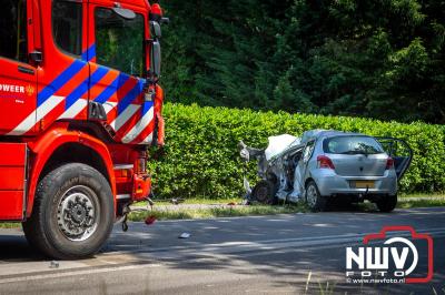 Brandweer onderweg met spoed, betrokken bij ernstig ongeval met personenauto op de N309 Eperweg 't Harde. - © NWVFoto.nl