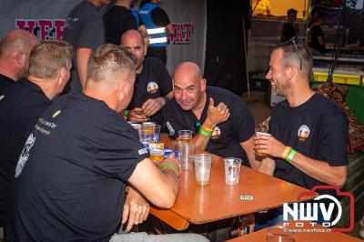 Volle bak tijdens de zaterdag editie van Festival BigPop met onder meer een optreden van Bökkers in de hoofd tent en Boogie Kearls in café 't Kleine Biggetje. - © NWVFoto.nl