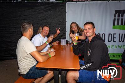 Volle bak tijdens de zaterdag editie van Festival BigPop met onder meer een optreden van Bökkers in de hoofd tent en Boogie Kearls in café 't Kleine Biggetje. - © NWVFoto.nl