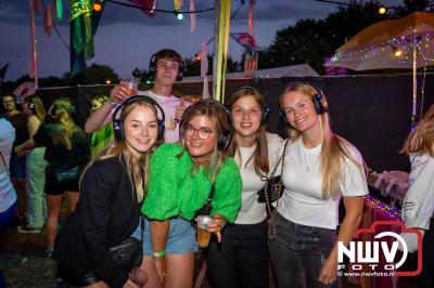 Volle bak tijdens de zaterdag editie van Festival BigPop met onder meer een optreden van Bökkers in de hoofd tent en Boogie Kearls in café 't Kleine Biggetje. - © NWVFoto.nl