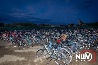 Volle bak tijdens de zaterdag editie van Festival BigPop met onder meer een optreden van Bökkers in de hoofd tent en Boogie Kearls in café 't Kleine Biggetje. - © NWVFoto.nl