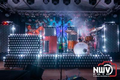 Volle bak tijdens de zaterdag editie van Festival BigPop met onder meer een optreden van Bökkers in de hoofd tent en Boogie Kearls in café 't Kleine Biggetje. - © NWVFoto.nl