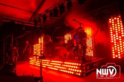 Volle bak tijdens de zaterdag editie van Festival BigPop met onder meer een optreden van Bökkers in de hoofd tent en Boogie Kearls in café 't Kleine Biggetje. - © NWVFoto.nl