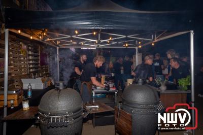 Volle bak tijdens de zaterdag editie van Festival BigPop met onder meer een optreden van Bökkers in de hoofd tent en Boogie Kearls in café 't Kleine Biggetje. - © NWVFoto.nl