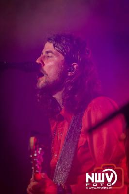 Volle bak tijdens de zaterdag editie van Festival BigPop met onder meer een optreden van Bökkers in de hoofd tent en Boogie Kearls in café 't Kleine Biggetje. - © NWVFoto.nl