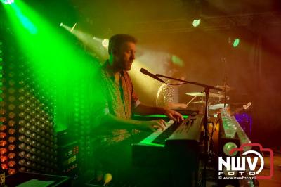 Volle bak tijdens de zaterdag editie van Festival BigPop met onder meer een optreden van Bökkers in de hoofd tent en Boogie Kearls in café 't Kleine Biggetje. - © NWVFoto.nl