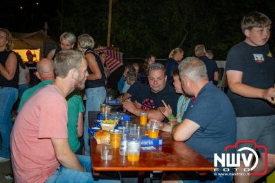 Volle bak tijdens de zaterdag editie van Festival BigPop met onder meer een optreden van Bökkers in de hoofd tent en Boogie Kearls in café 't Kleine Biggetje. - © NWVFoto.nl