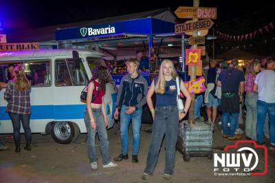 Volle bak tijdens de zaterdag editie van Festival BigPop met onder meer een optreden van Bökkers in de hoofd tent en Boogie Kearls in café 't Kleine Biggetje. - © NWVFoto.nl