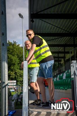 In Oldebroek op Sportpark van Owios speelde vrijdag PEC Zwolle zijn eerst oefenduel tegen het  Schotse Dundee United en wist deze met 2-1 te winnen. - © NWVFoto.nl