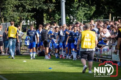 In Oldebroek op Sportpark van Owios speelde vrijdag PEC Zwolle zijn eerst oefenduel tegen het  Schotse Dundee United en wist deze met 2-1 te winnen. - © NWVFoto.nl