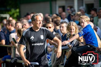 In Oldebroek op Sportpark van Owios speelde vrijdag PEC Zwolle zijn eerst oefenduel tegen het  Schotse Dundee United en wist deze met 2-1 te winnen. - © NWVFoto.nl