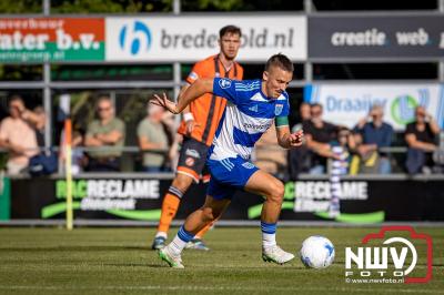 In Oldebroek op Sportpark van Owios speelde vrijdag PEC Zwolle zijn eerst oefenduel tegen het  Schotse Dundee United en wist deze met 2-1 te winnen. - © NWVFoto.nl