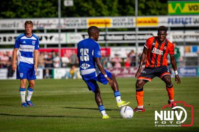 In Oldebroek op Sportpark van Owios speelde vrijdag PEC Zwolle zijn eerst oefenduel tegen het  Schotse Dundee United en wist deze met 2-1 te winnen. - © NWVFoto.nl