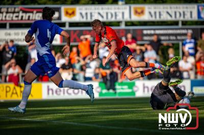 In Oldebroek op Sportpark van Owios speelde vrijdag PEC Zwolle zijn eerst oefenduel tegen het  Schotse Dundee United en wist deze met 2-1 te winnen. - © NWVFoto.nl
