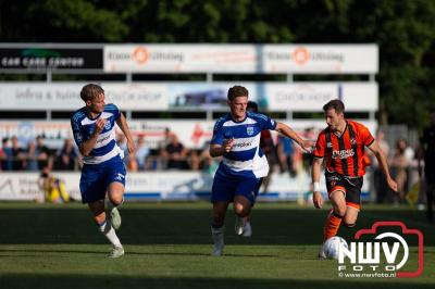 In Oldebroek op Sportpark van Owios speelde vrijdag PEC Zwolle zijn eerst oefenduel tegen het  Schotse Dundee United en wist deze met 2-1 te winnen. - © NWVFoto.nl