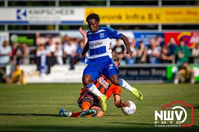 In Oldebroek op Sportpark van Owios speelde vrijdag PEC Zwolle zijn eerst oefenduel tegen het  Schotse Dundee United en wist deze met 2-1 te winnen. - © NWVFoto.nl