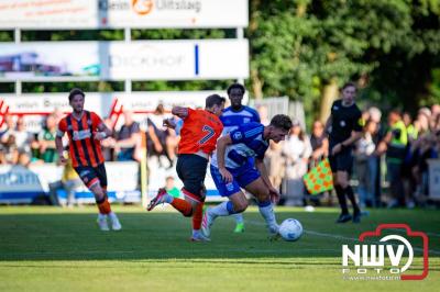 In Oldebroek op Sportpark van Owios speelde vrijdag PEC Zwolle zijn eerst oefenduel tegen het  Schotse Dundee United en wist deze met 2-1 te winnen. - © NWVFoto.nl