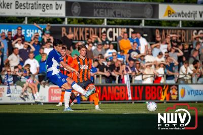 In Oldebroek op Sportpark van Owios speelde vrijdag PEC Zwolle zijn eerst oefenduel tegen het  Schotse Dundee United en wist deze met 2-1 te winnen. - © NWVFoto.nl