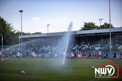 In Oldebroek op Sportpark van Owios speelde vrijdag PEC Zwolle zijn eerst oefenduel tegen het  Schotse Dundee United en wist deze met 2-1 te winnen. - © NWVFoto.nl