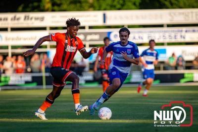 In Oldebroek op Sportpark van Owios speelde vrijdag PEC Zwolle zijn eerst oefenduel tegen het  Schotse Dundee United en wist deze met 2-1 te winnen. - © NWVFoto.nl