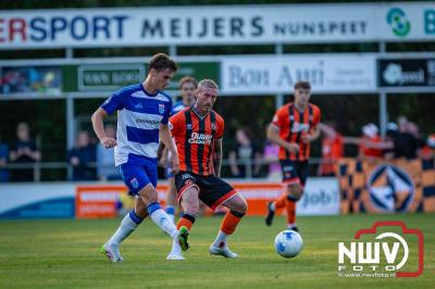 In Oldebroek op Sportpark van Owios speelde vrijdag PEC Zwolle zijn eerst oefenduel tegen het  Schotse Dundee United en wist deze met 2-1 te winnen. - © NWVFoto.nl