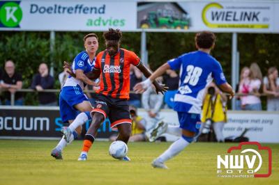 In Oldebroek op Sportpark van Owios speelde vrijdag PEC Zwolle zijn eerst oefenduel tegen het  Schotse Dundee United en wist deze met 2-1 te winnen. - © NWVFoto.nl