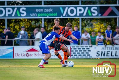 In Oldebroek op Sportpark van Owios speelde vrijdag PEC Zwolle zijn eerst oefenduel tegen het  Schotse Dundee United en wist deze met 2-1 te winnen. - © NWVFoto.nl