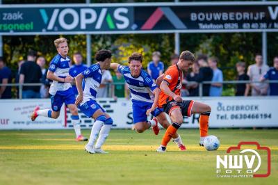 In Oldebroek op Sportpark van Owios speelde vrijdag PEC Zwolle zijn eerst oefenduel tegen het  Schotse Dundee United en wist deze met 2-1 te winnen. - © NWVFoto.nl