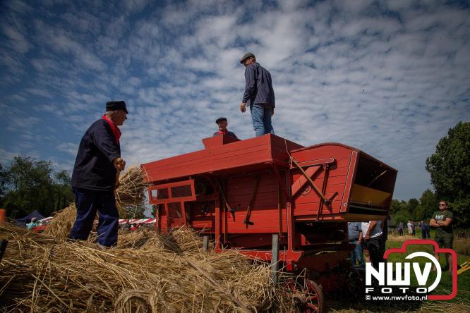 Oogstfeest en Fokveedag in Oldebroek: Een dag vol nostalgie en plattelandsplezier voor alle generaties. - © NWVFoto.nl