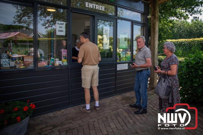 Oogstfeest en Fokveedag in Oldebroek: Een dag vol nostalgie en plattelandsplezier voor alle generaties. - © NWVFoto.nl
