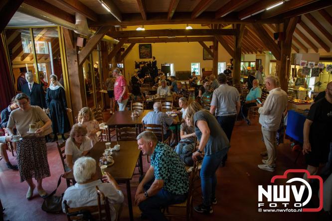Oogstfeest en Fokveedag in Oldebroek: Een dag vol nostalgie en plattelandsplezier voor alle generaties. - © NWVFoto.nl