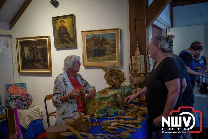 Oogstfeest en Fokveedag in Oldebroek: Een dag vol nostalgie en plattelandsplezier voor alle generaties. - © NWVFoto.nl