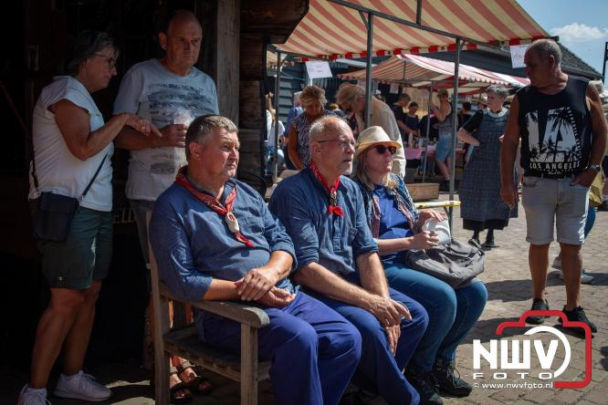 Oogstfeest en Fokveedag in Oldebroek: Een dag vol nostalgie en plattelandsplezier voor alle generaties. - © NWVFoto.nl