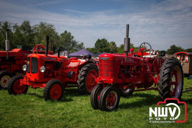 Oogstfeest en Fokveedag in Oldebroek: Een dag vol nostalgie en plattelandsplezier voor alle generaties. - © NWVFoto.nl