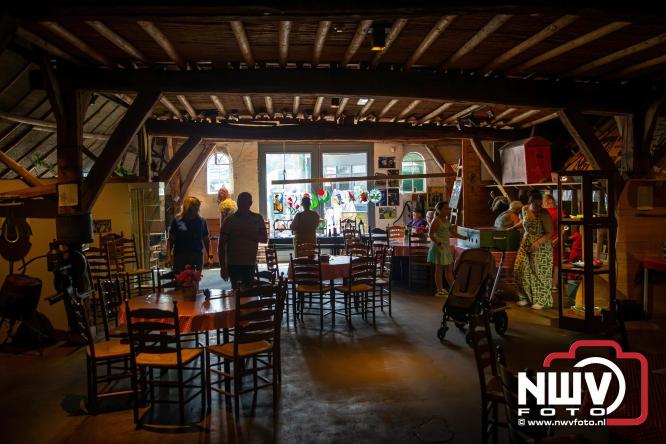 Oogstfeest en Fokveedag in Oldebroek: Een dag vol nostalgie en plattelandsplezier voor alle generaties. - © NWVFoto.nl
