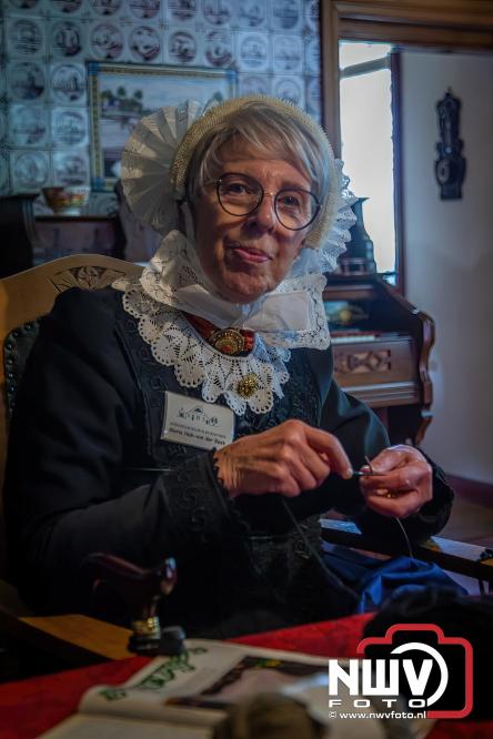 Oogstfeest en Fokveedag in Oldebroek: Een dag vol nostalgie en plattelandsplezier voor alle generaties. - © NWVFoto.nl