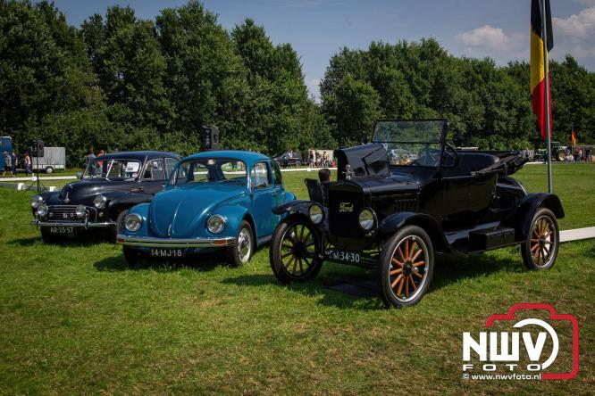 Oogstfeest en Fokveedag in Oldebroek: Een dag vol nostalgie en plattelandsplezier voor alle generaties. - © NWVFoto.nl